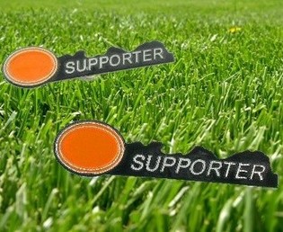 Fodbold Supporter Badge Orange (12 stk)