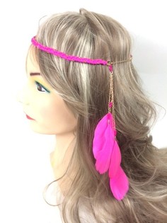 Flettet h&aring;rb&aring;nd i Ibiza-look med fjer fuchsia (1 stk.)