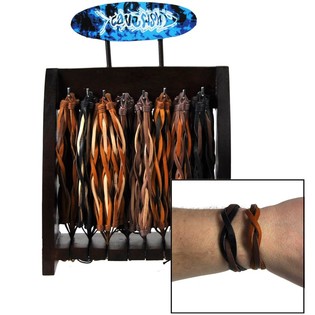 FLETTEDE L&AElig;DERARMB&Aring;ND P&Aring; TR&AElig;DISPLAY (93 stk.)