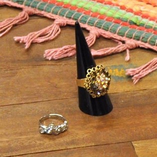 RING DISPLAY KONISK (10 stk.)