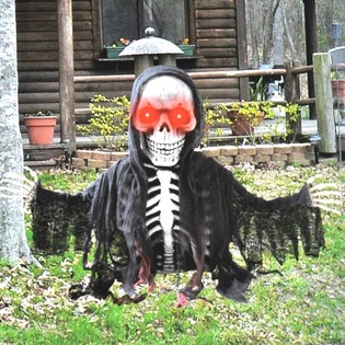 REAPER GROUNDBREAKER SKELET MED BELYSNING 50 CM